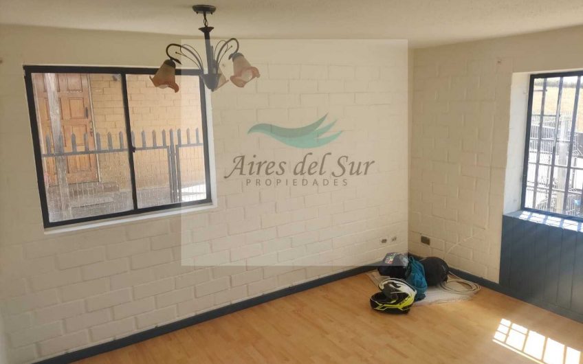 SE VENDE CASA HABITACION CON TRES CABAÑAS CALLE REPUBLICA OSORNO (ID32833)